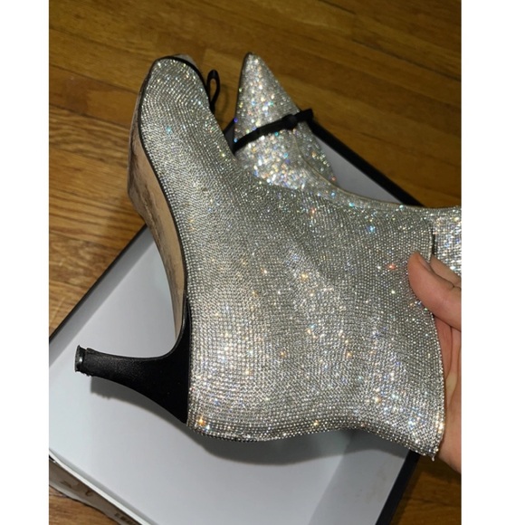Brand from Europe. Super super super blingbling. Super beautiful shoes. - Picture 12 of 12